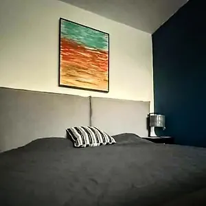 Bugambilias Departamentos Lukasa Apartamento